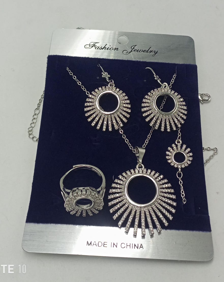 Cubic Zircon Set